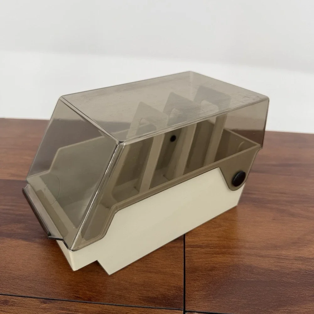 Vintage 5.25 Floppy Disk Plastic Storage Box Case Holder Organizer Retro